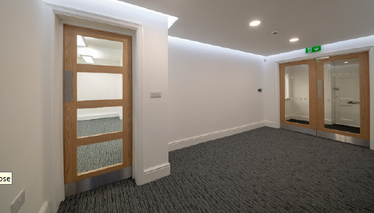 Main image of property: 100 King Street  100 King Street  KNUTSFORD Cheshire WA16 6AG  United Kingd