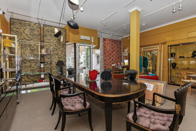 Clifford House, Market Square, Petworth, GU28 0AH