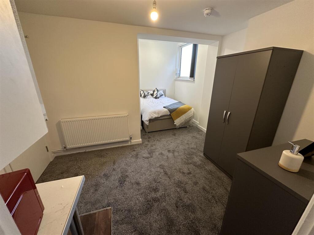 Main image of property: *En-Suite Room* Victoria Street, Mansfield