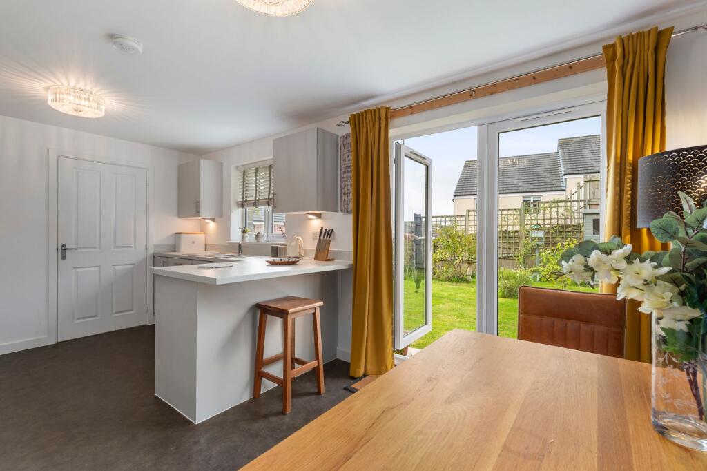 Tasker Way, Haverfordwest, SA61 photo 4