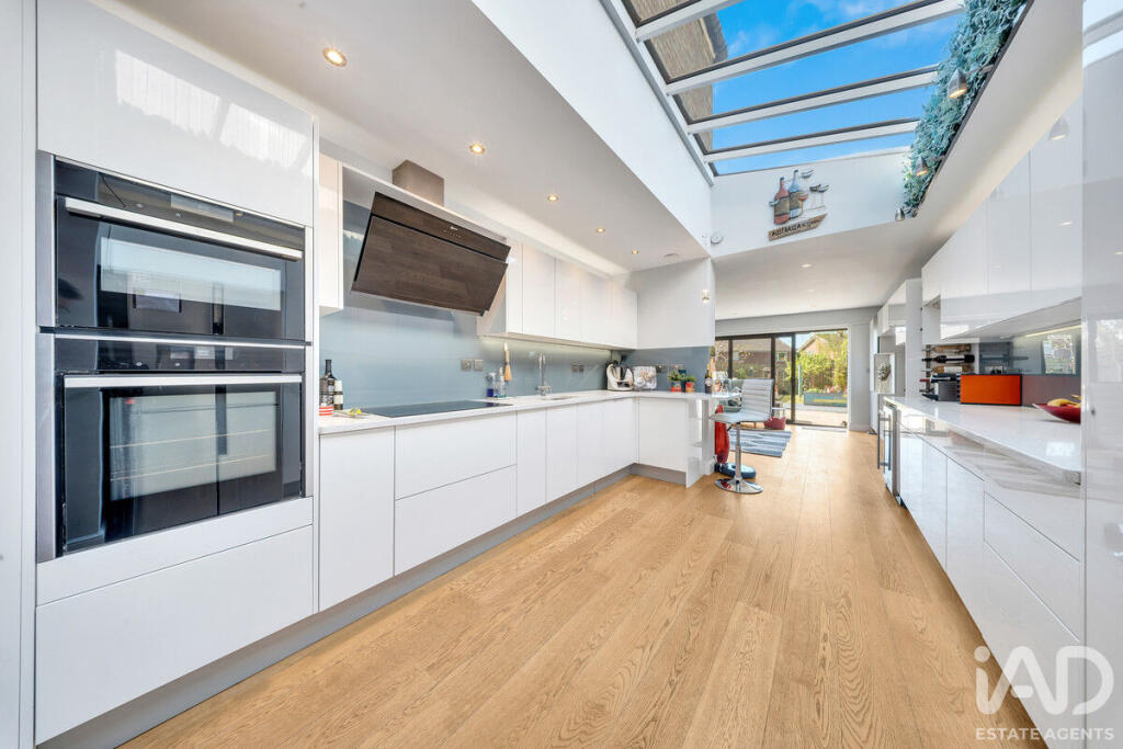 House in Ely - View 3