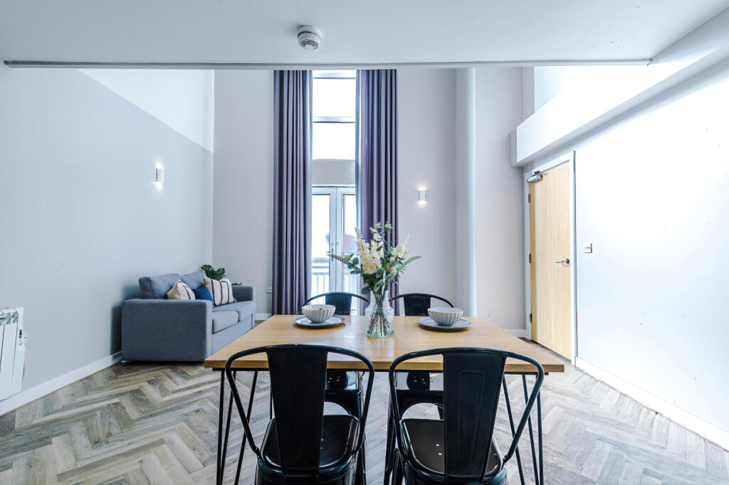 Apartment in Manchester - View 4