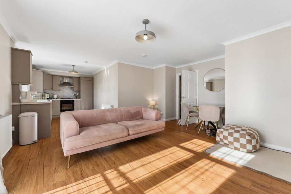 Apartment in Glasgow, Eastpark, Ruchill - View 4