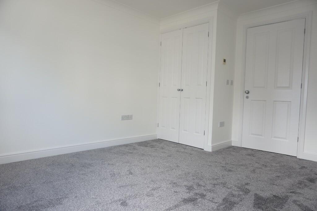 Viersen Platz, Peterborough, Cambridgeshire, PE1 – další