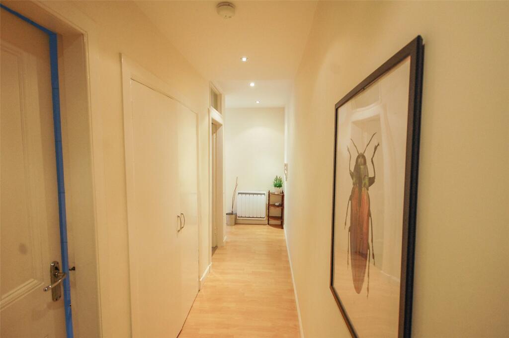 Apartment in Kilmarnock - View 5