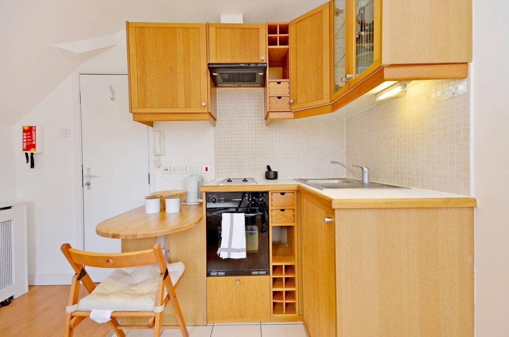 Studio flat for rent