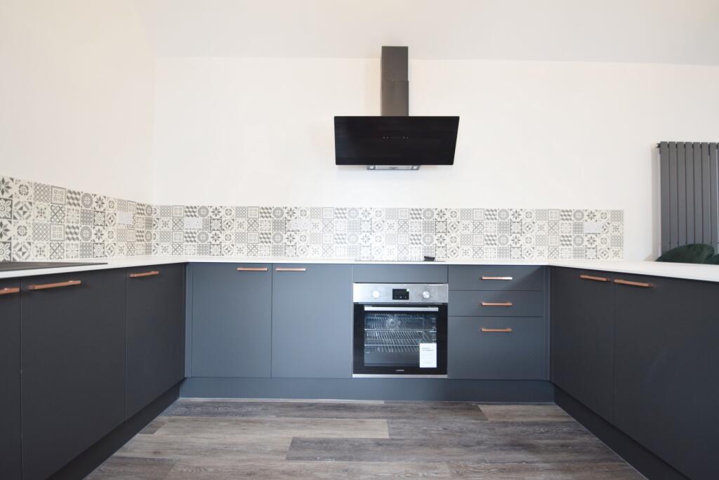 Apartment in Cardiff - View 5