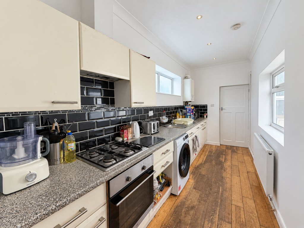 House in Tonbridge - View 3