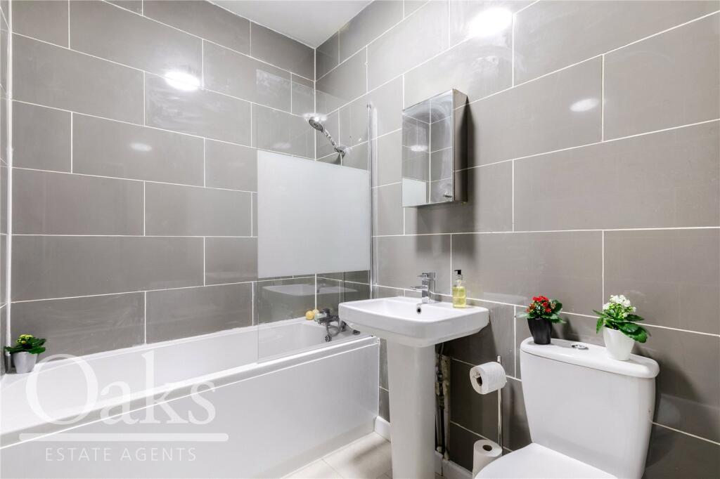 Main image of property: High Street, Penge