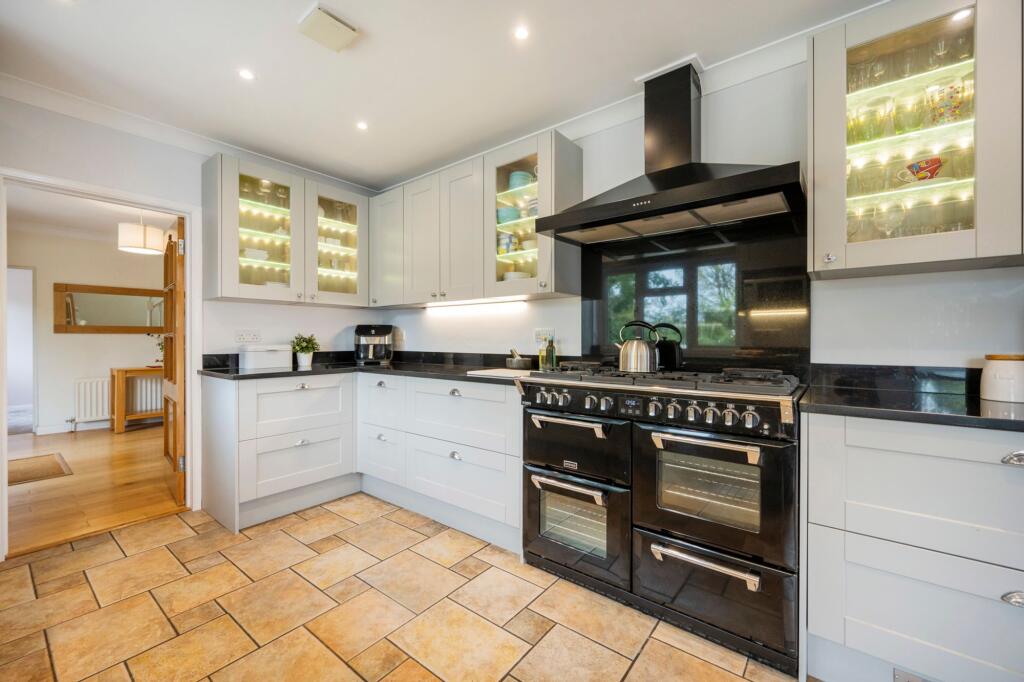 Malt Hill, Warfield, RG42 photo 5