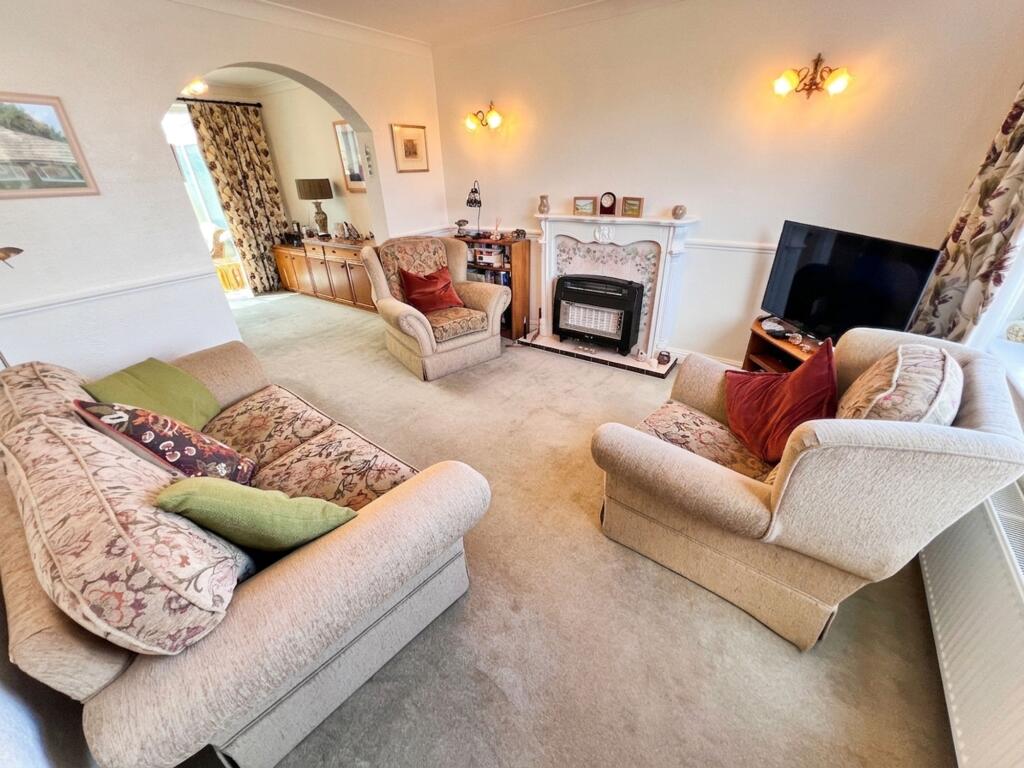 Popley Drive, Meltham, HD9 photo 5