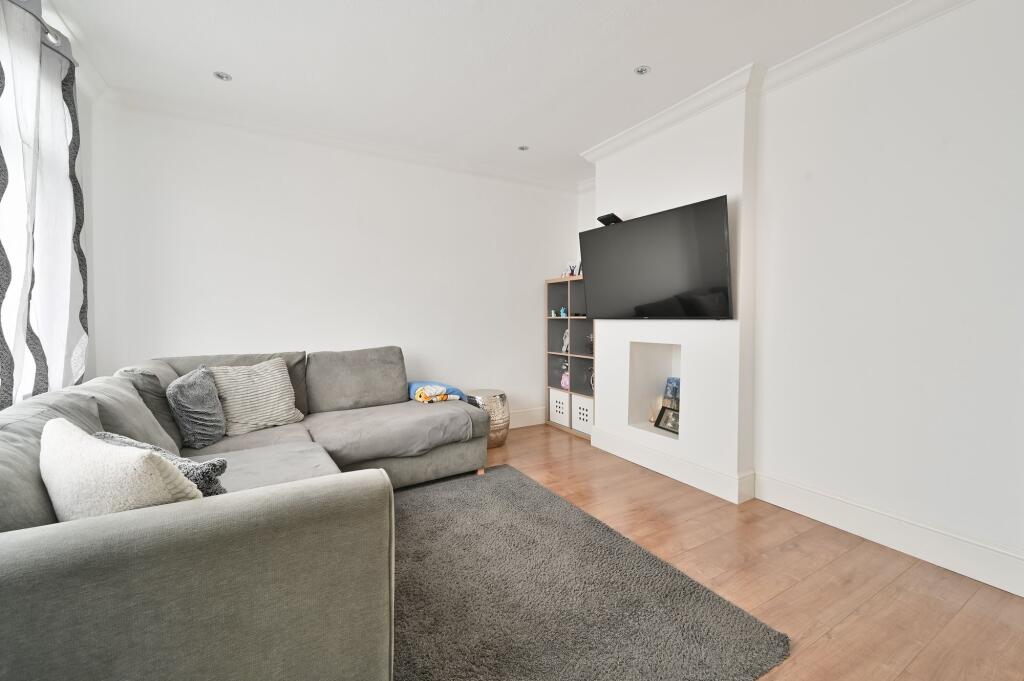 House in Watford - View 2