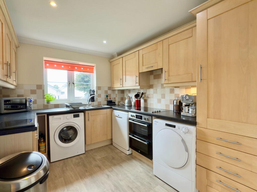 51, Beechwood Drive, Camelford PL32 photo 3