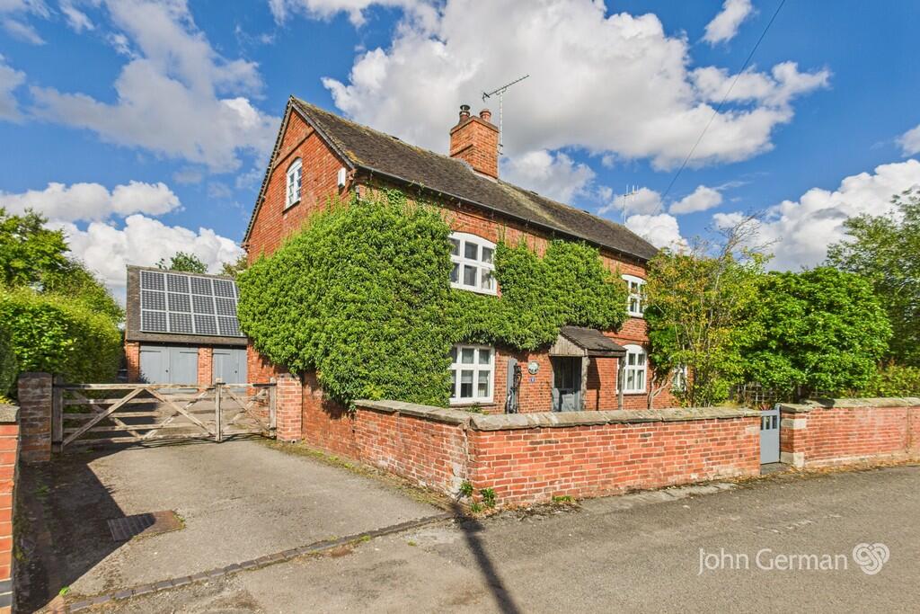 Alcms.cc 4 bedroom cottage for sale in Alms Road, Doveridge, DE6