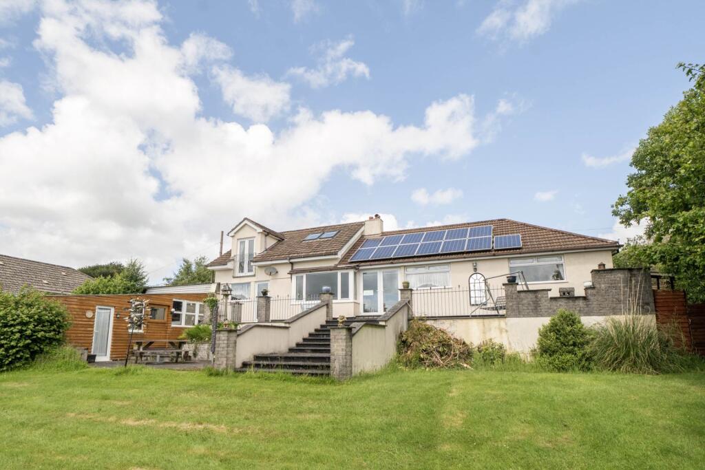 4-bed house on Rising Sun, Callington, £450,000