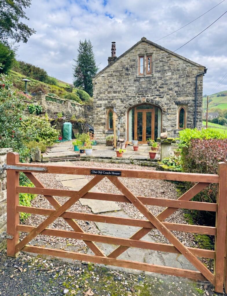 The Old Coach House, Luddenden, Halifax, HX2 6SU. photo 3
