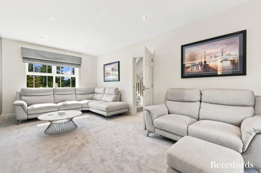 House in Chelmsford - View 3