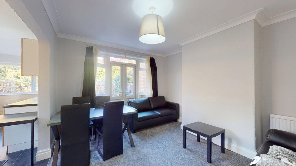 House in Leeds, Beckett Park, Headingley - More
