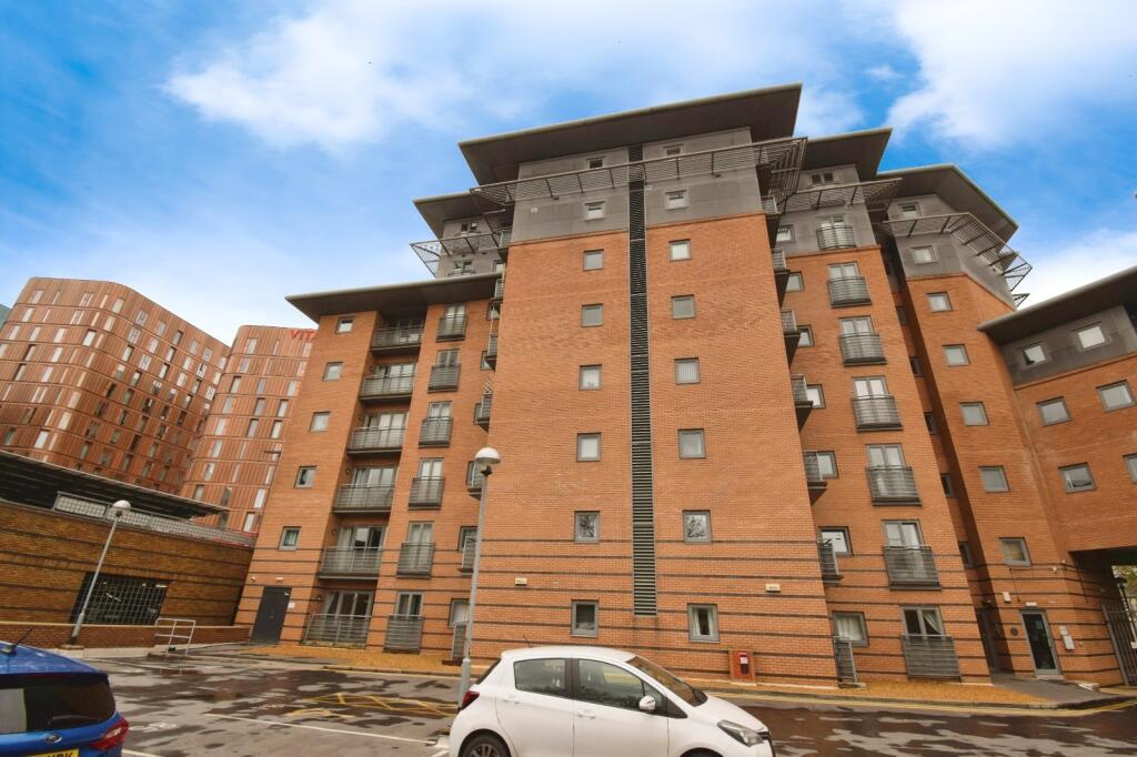 Apartment in Coventry, Spon End - View 6