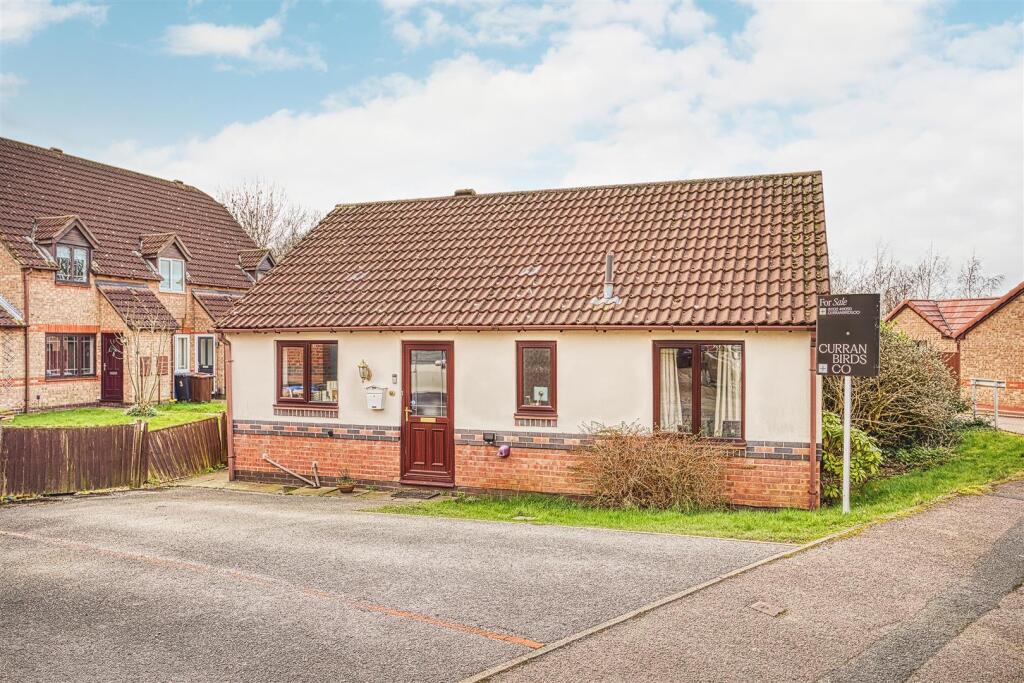 Main image of property: Amesbury Lane, Oakwood, Derby
