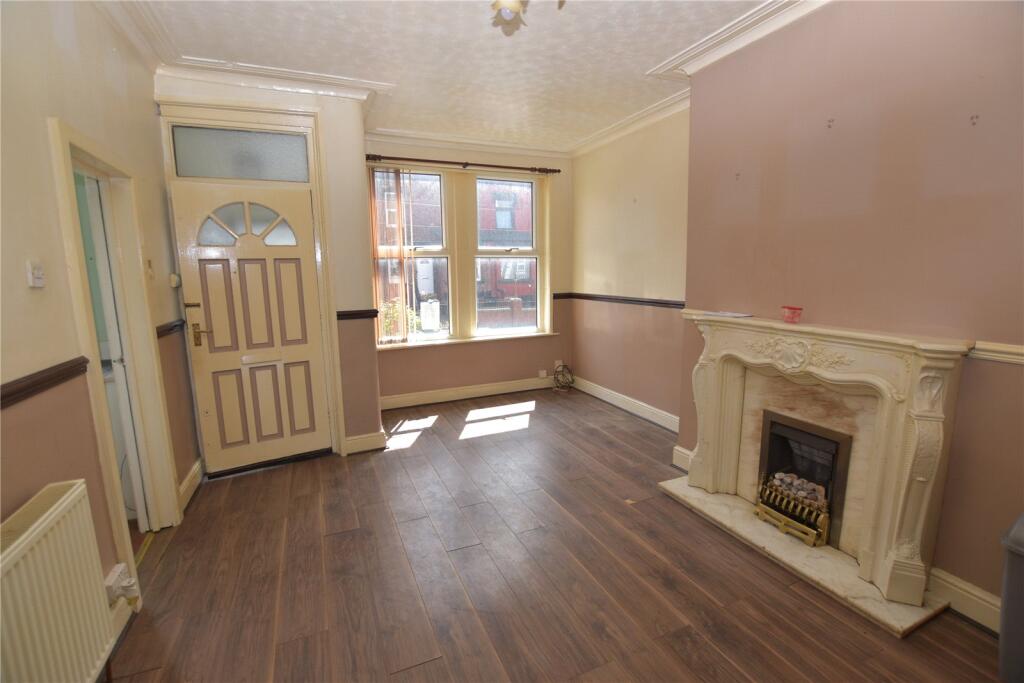 House in Leeds, West Yorkshire - View 2