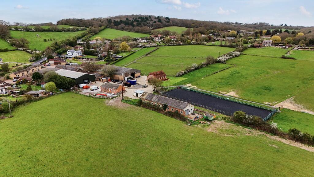 Solace & Sutton Hall Farms, Langdon Hills, Basildon - View 4