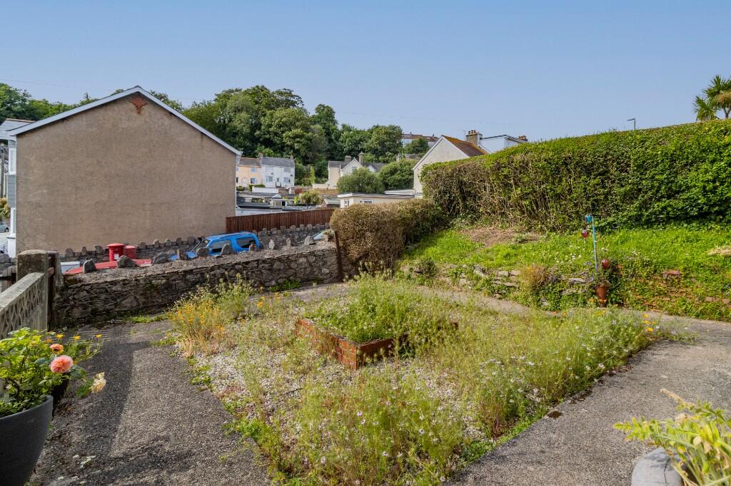 Apartment in Torquay, Upton - View 5