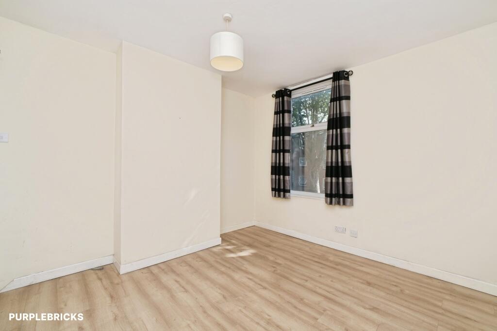 House in Nottingham - More