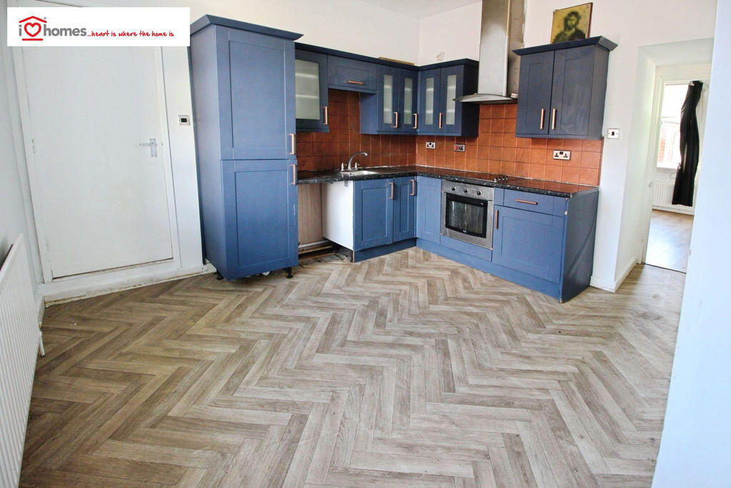 31 Charlotte Street, Walsall photo 2