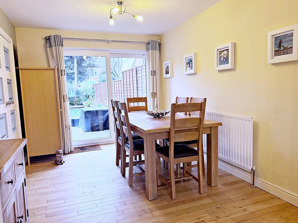 De Montfort Road, Kenilworth photo 4