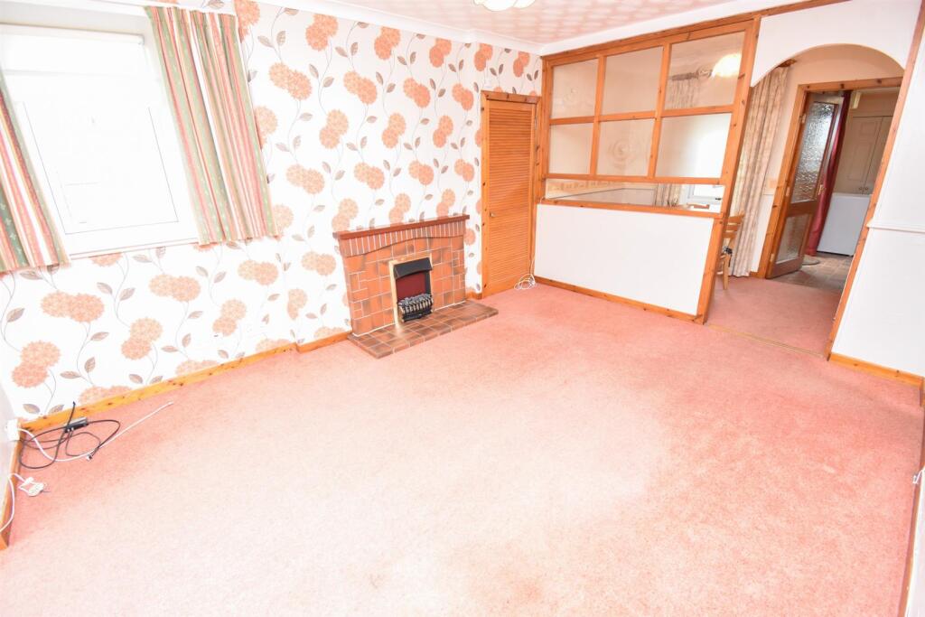 House in Papigoe, Broadhaven, Caithness - More