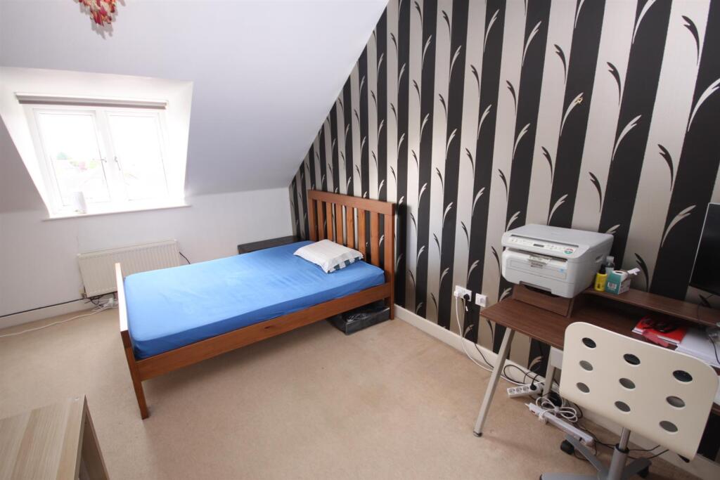 House in Portsmouth - View 5