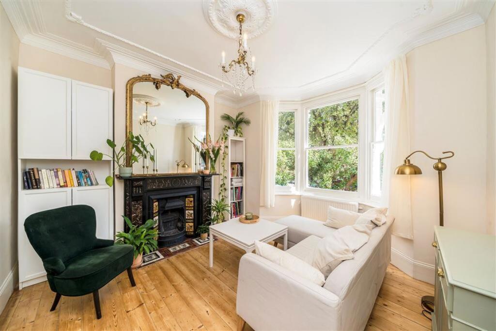 House in London - View 4