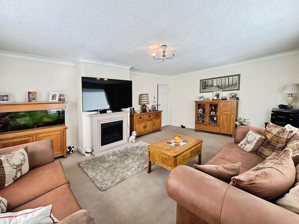 Saxilby Road, Sturton By Stow photo 3