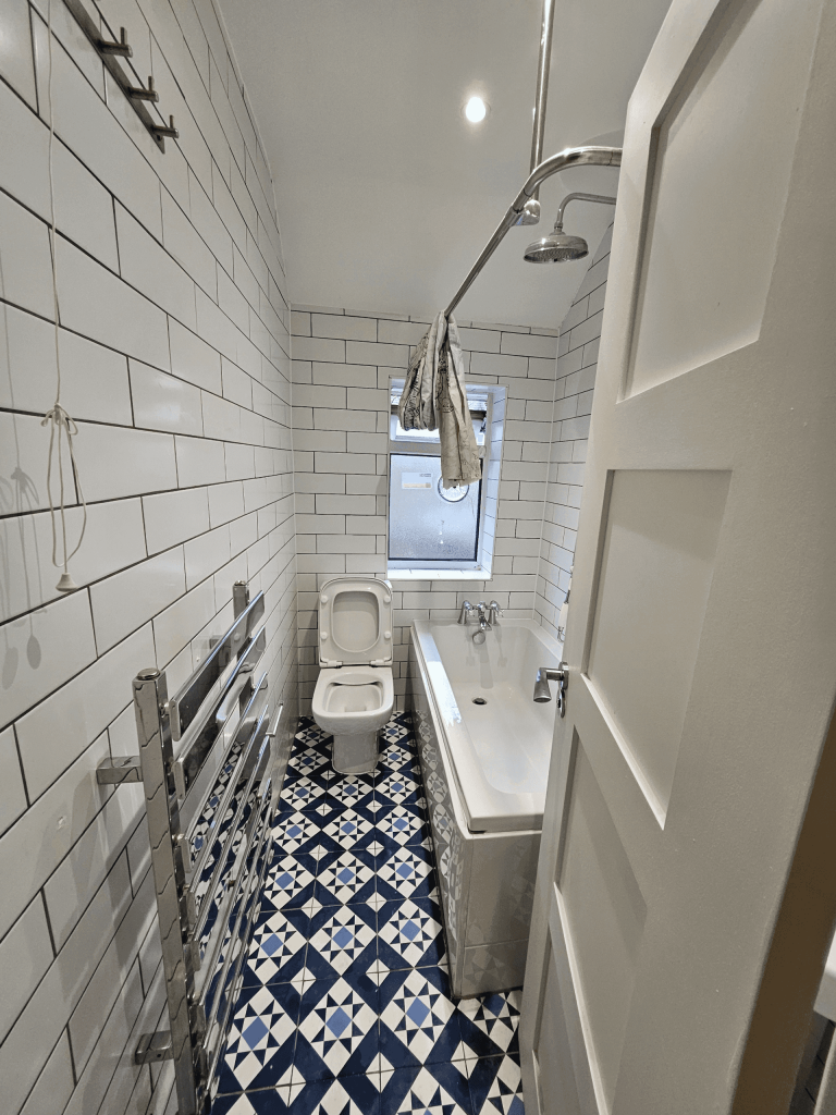 House in London - View 4