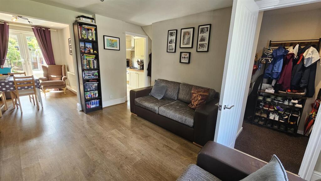 Langdale Grove, Bingham photo 3