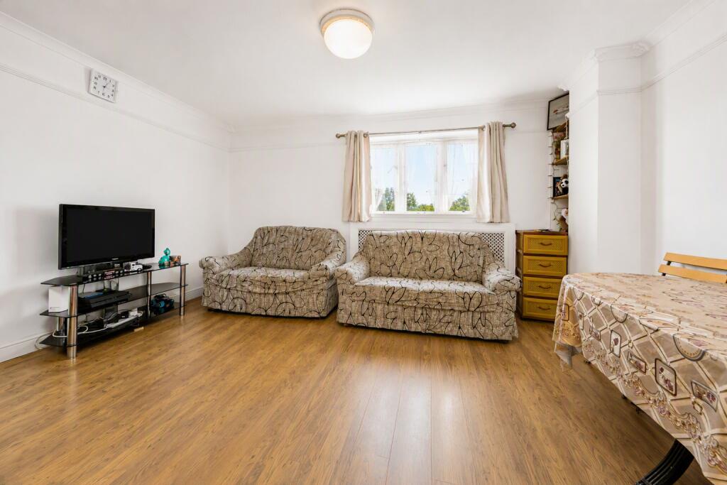 Apartment in London - View 3
