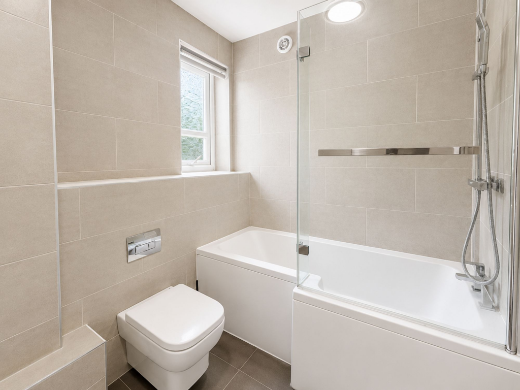 Apartment in Bournemouth - View 3