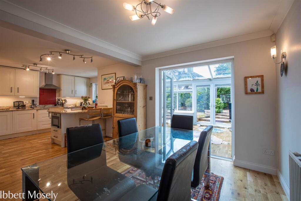 House in Sevenoaks, Ryewood, Dunton Green - View 4