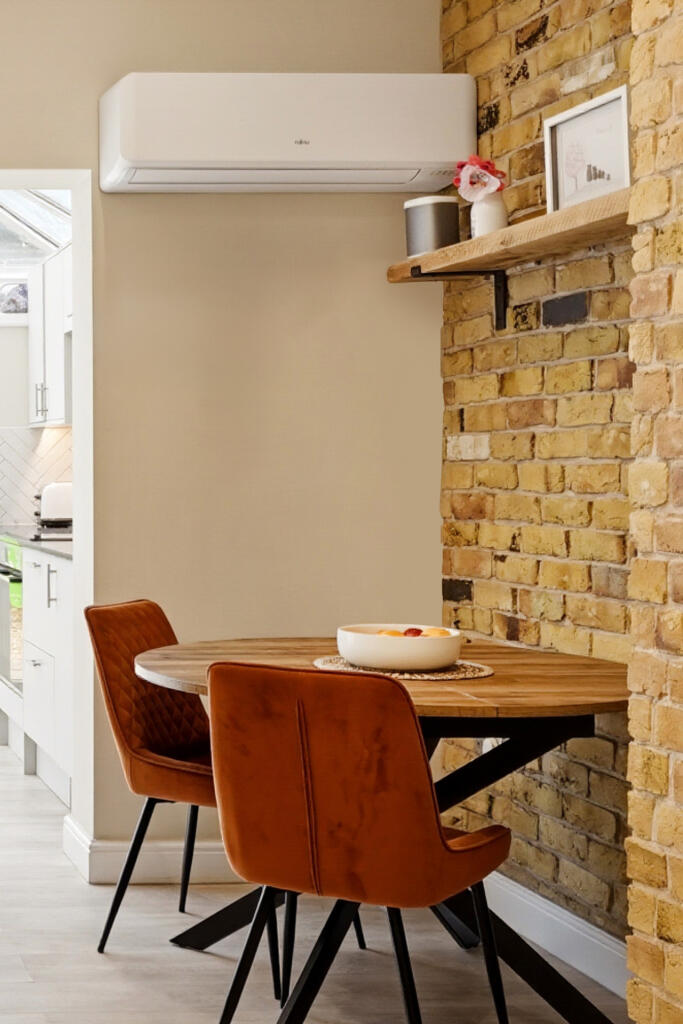 House in London, Hanwell - View 4