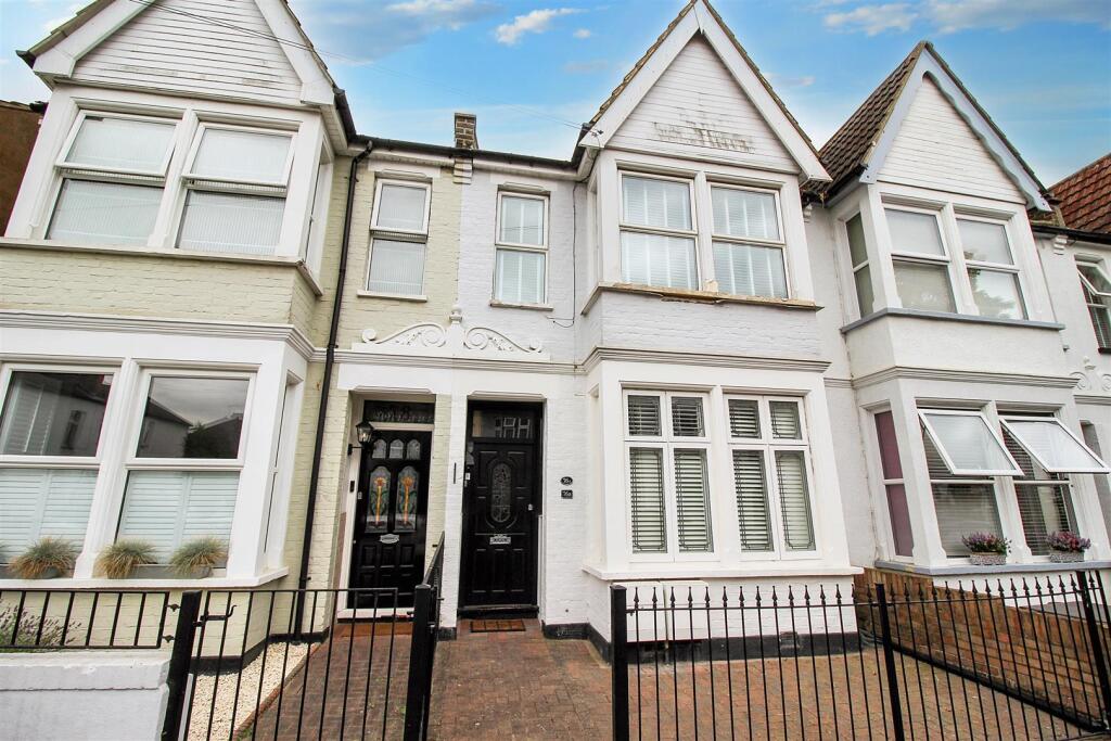 Main image of property: Pall Mall, Leigh On Sea, Essex