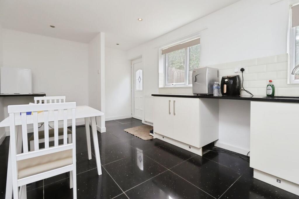 House in Llandudno - View 5