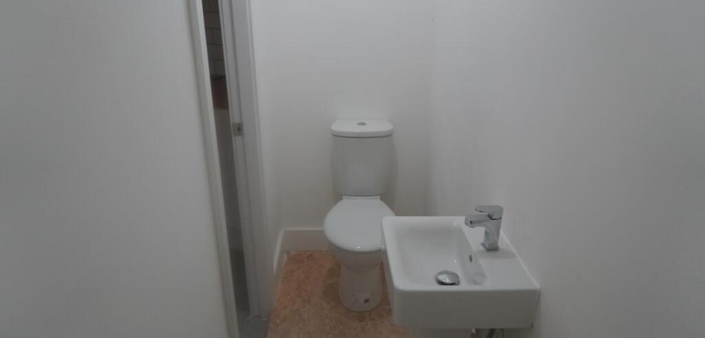 House in Middlesbrough - View 5