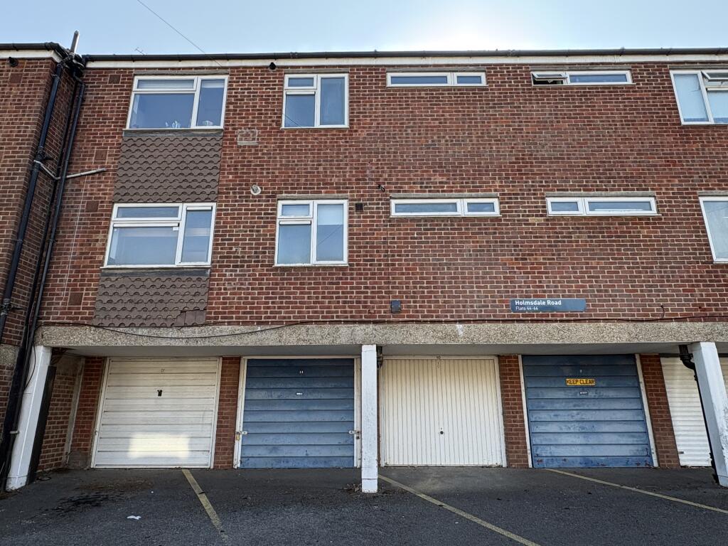 Main image of property: 54 Holmesdale Road, North Holmwood, Dorking, Surrey RH5 4HT