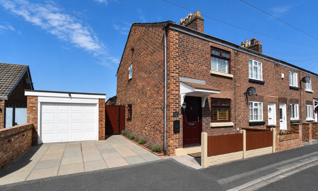 Main image of property: Lennon Cottage, Pepper Street, Hale Village, Liverpool, L24 4BB
