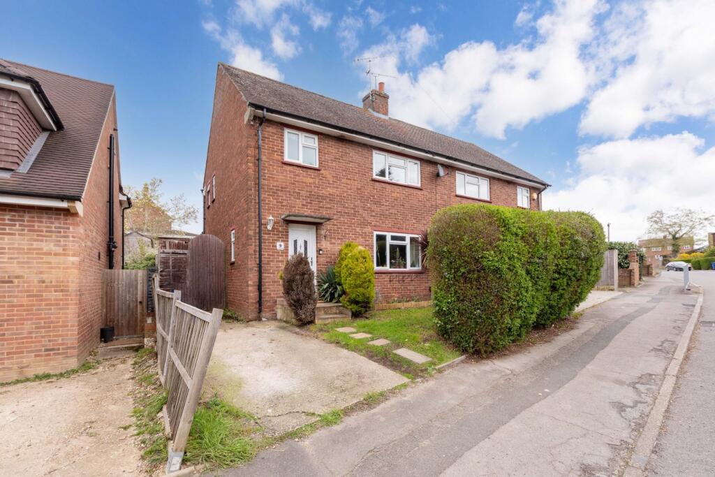 Main image of property: Larchfield Road, Maidenhead, SL6
