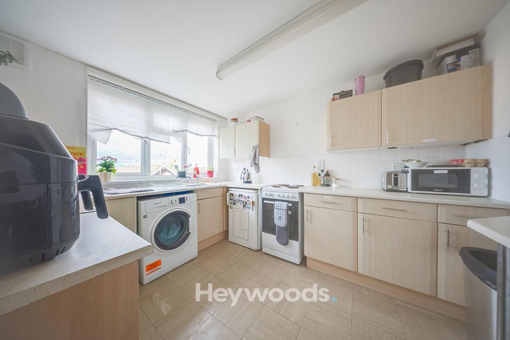 Apartment in Newcastle-under-Lyme, The Brampton - View 3