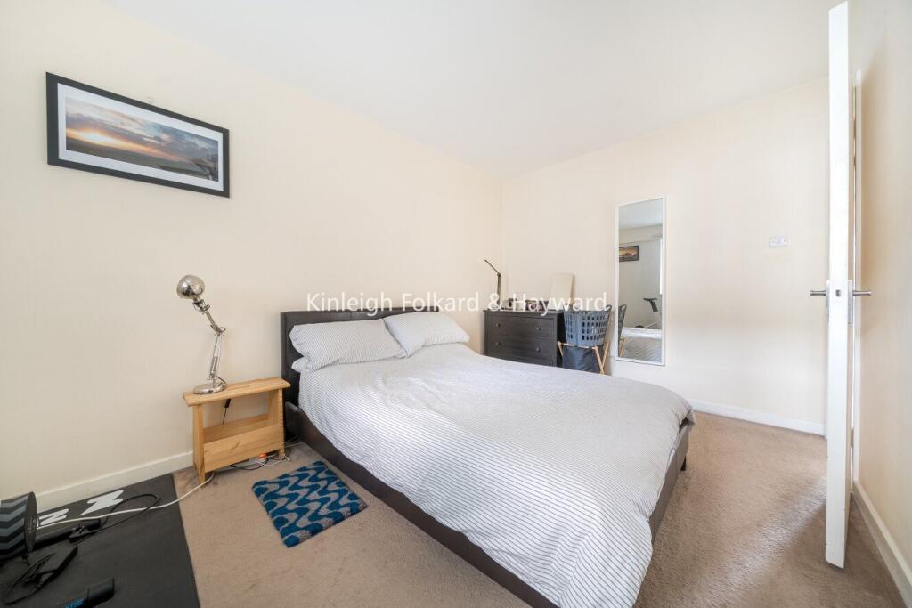 Apartment in London - View 3