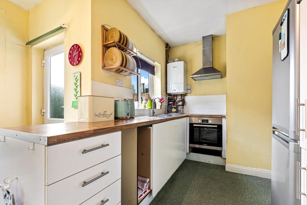 Wicklow Drive, Humberstone, Leicester photo 4
