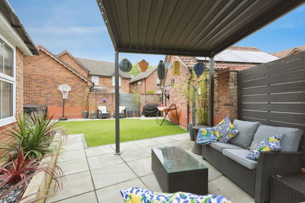 House in Cherwell, Banbury - View 3